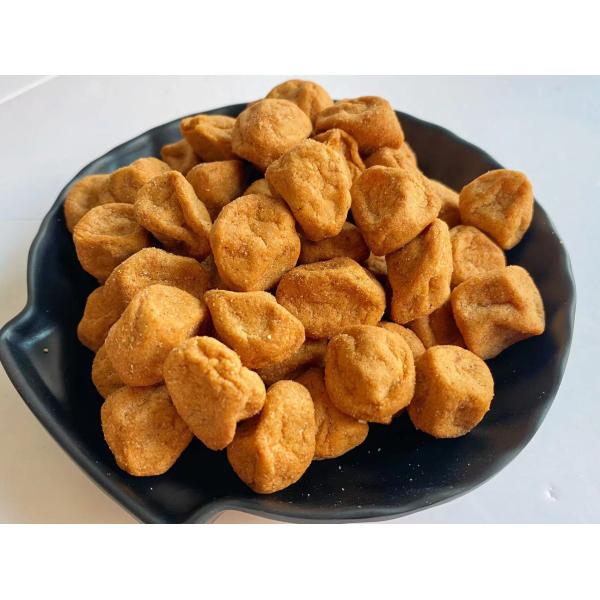 Слива китайской старой предыдущей закуски вкуса кислая зажарила в духовке арахисы арахисов хрустящие покрытые