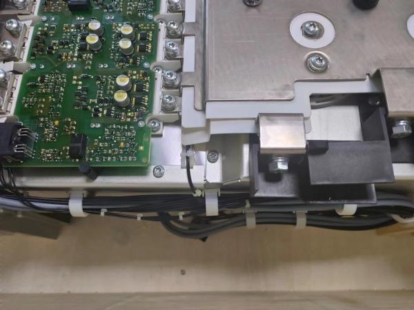 Siemens 6SL3352-1AE36-1EA1 Replacement power block for 510-750 V DC, 605 A