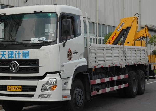 Durable 5T Safety Knuckle Boom Truck Mounted Crane For Construction