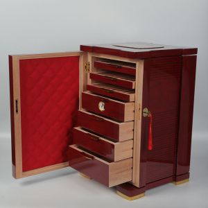Luxury Cedar Wood Cigar Humidor Box 100 CT Capacity
