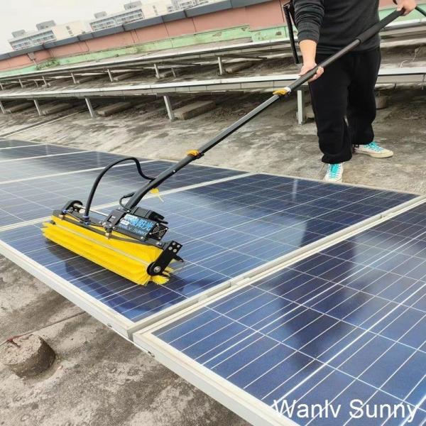 Cleaning of Solar Plants and Photovoltaic Farms Rotating Solar Panel Brush Rolling Brush