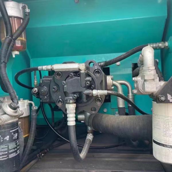 Faible temps de travail Excavatrice Kobelco SK200 originale pour votre entreprise de construction