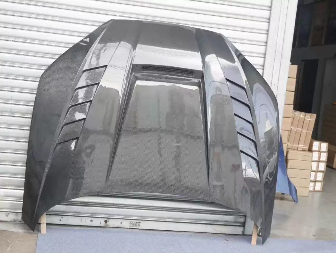 3K Twill Weave Carbon Fiber Panel for Audi A5/S5/RS5 2017-2019 Guaranteed Performance