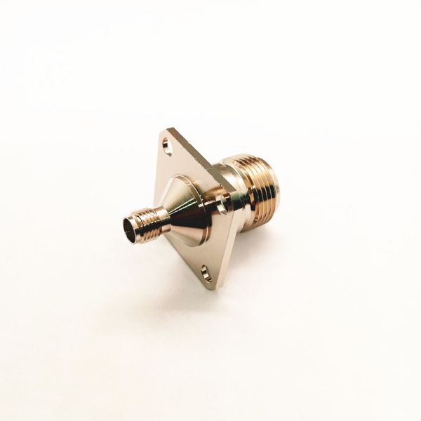 50Ω SMPM-KWB1 Right Angle Female RF Connector with Gold-plated Brass for DC~18GHz Applications