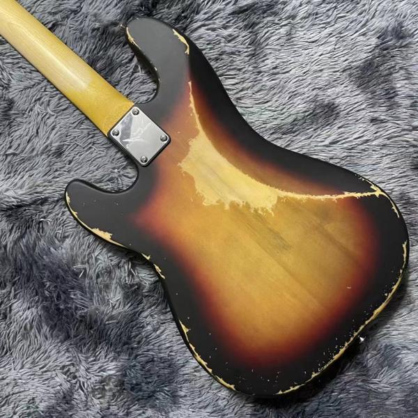 Custom 4 Strings P Precise Bass Guitar in Vintage Relic Finishing Accept Bass OEM