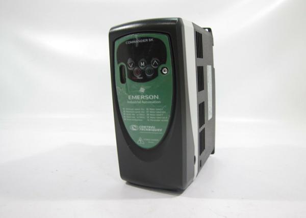 Emerson Control Techniques SK2203 AC Drives Commander SK Series INPUT 200-240 VAC 24.2 A