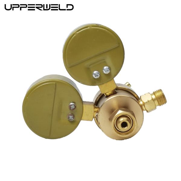 Réducteur de pression à double étage pour les ensembles de soudage