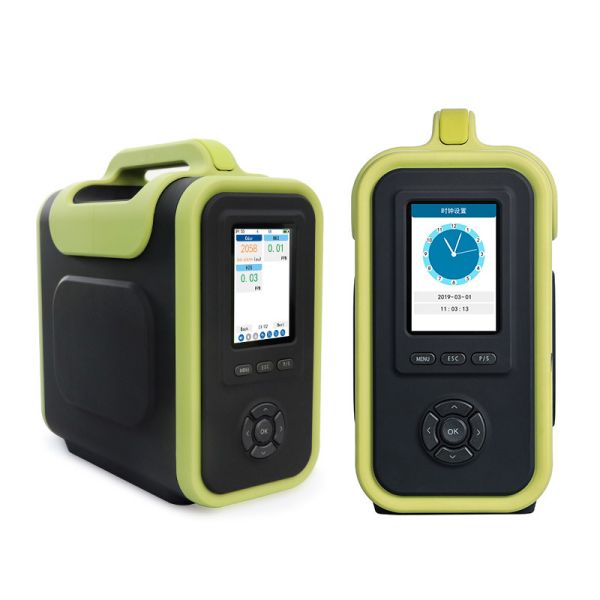SKY8000 Portable PM2.5/PM10 Dust Monitor with Laser Sensor for 0–1000 µg/m³ Range and 1 µg/m³ Resolution