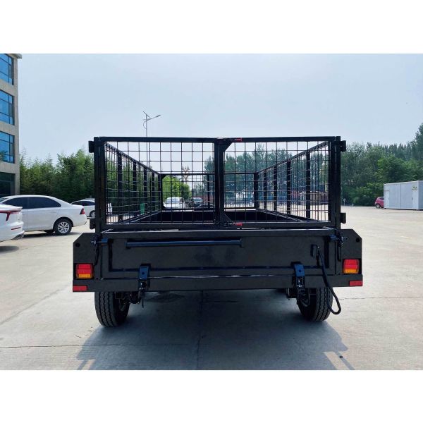 Remorque basculante hydraulique à benne basculante noire à 2 essieux, entièrement soudée