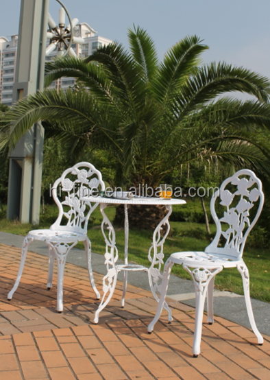 HI-FINE HFCS-001 Cast Aluminum Outdoor Table and Chair Set