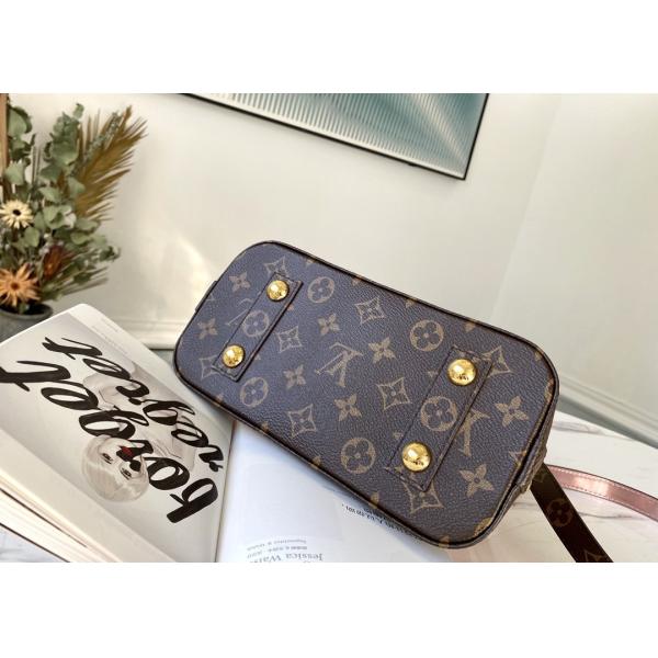 Sliver Shell Vernis Leather Womens Luxury Handbag Zipper Open