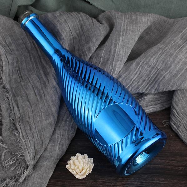 Material do colarinho de vidro 750 ml Garrafa de vidro de champanhe com acabamento electroplacado e cortiça