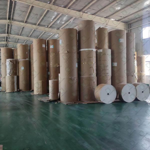 Cartão de papel Kraft Liner Marrom 200gm-440gm Para embalagem de caixa de presente