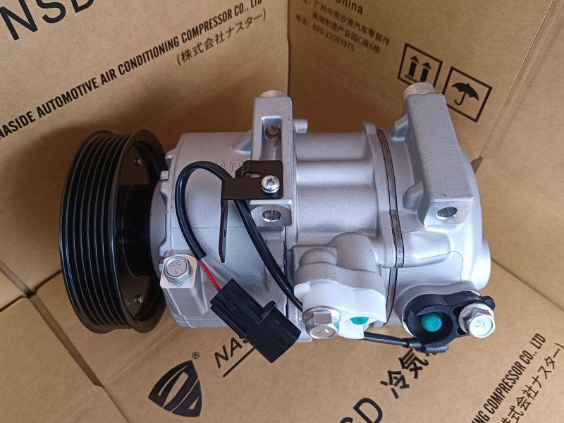 Auto AC Conditioning Compressor For Kia Sorento DVE18 977012P400 97701-2P400