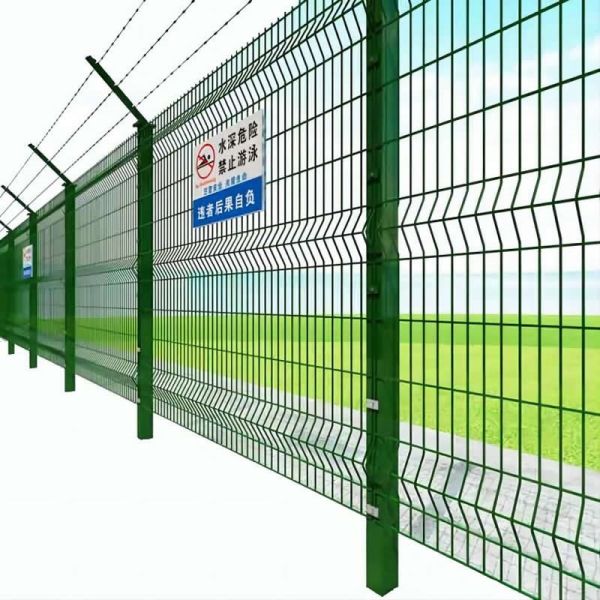 Robust 3D Curved Fence With Anti Theft Connectors Creating Non Removable Integrated Structures Between Posts And Panels