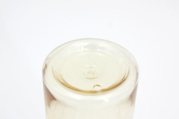 Garrafas 180ml plásticas maiorias amarelas claras do ANIMAL DE ESTIMAÇÃO 24mm