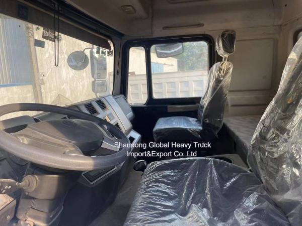 Sinotruk HOWO Truck 6X4 4X2 Truck Trailers Head 400 420HP 430 HP Truck