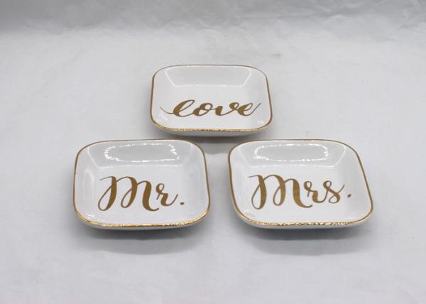 Customized Ceramic Jewelry Tray , Ceramic Ring Dish With Gold Printing