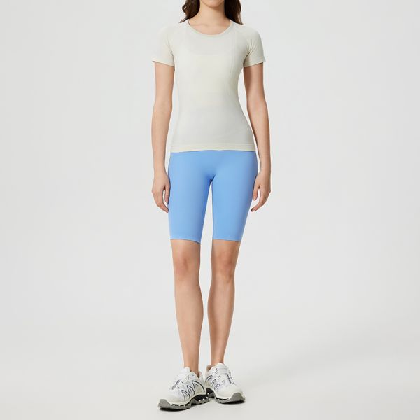 Seamless Women Activewear Tops Breathable Short Sleeve 65% Nylon 35% Polyester