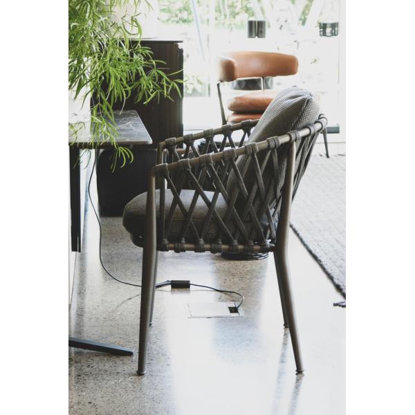 Power Coated Frame Finish Hotel Outdoor Rope Woven Dining Chair for Al Fresco Dining