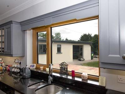 Frameless Steel Windows Maximum Visibility / Heavy Duty Window With Steel Frame