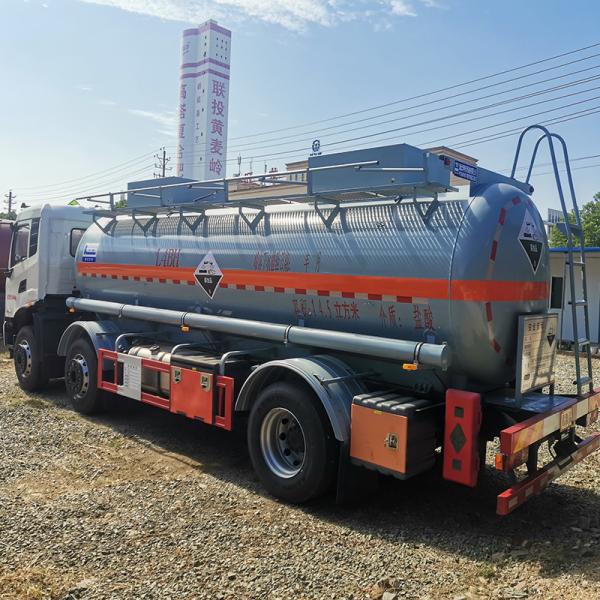 14.5 CBM Capacity Cargo Truck Transportation Dongfeng Tianjin 6x2 Corrosive Tank Truck