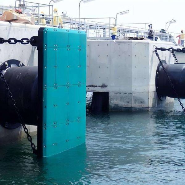 Cell Rubber Fender with High Energy Absorption Optimized Drum Structure and Low Hull Reaction