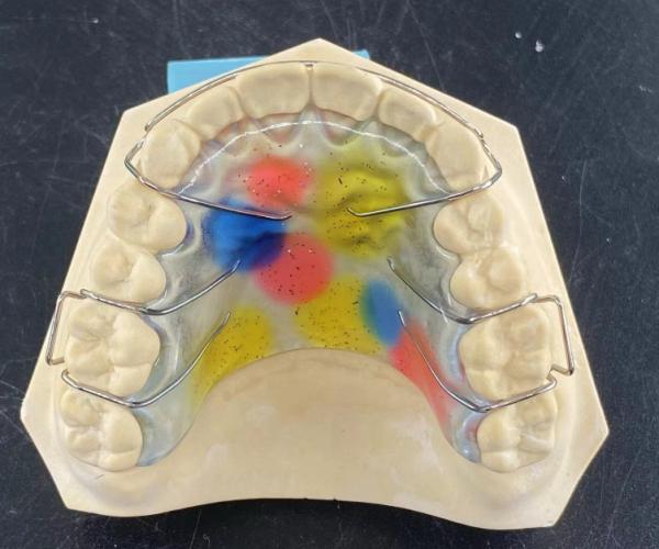 High Accuracy Orthodontic Removable Appliance Safety Clear Hawley Retainer