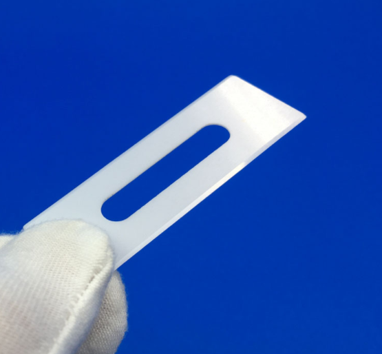 Лезвие Zro2 Zirconia керамическими керамическими прорезанное лезвиями бритвы