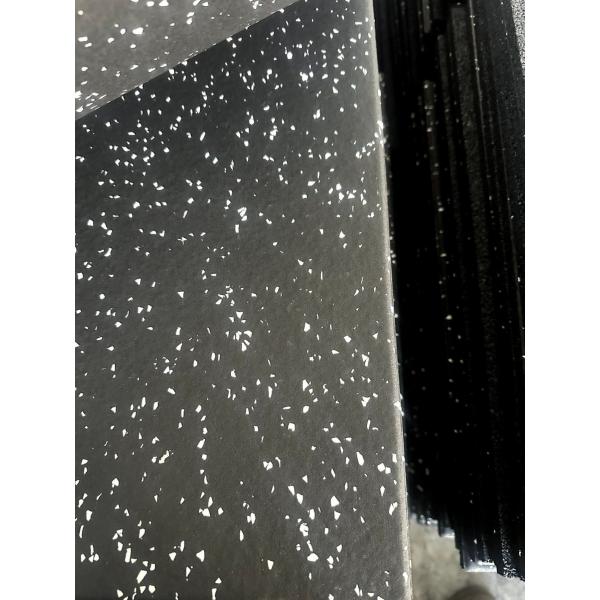 NR Gym Rubber Flooring 10-50mm 1m*1m 50cm*50cm for Commercial Gym Customizable Thickness Options