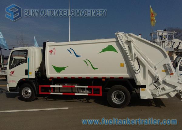 8000L 8M3 HOWO 4 X 2 Garbage Compactor Truck Q235 Carbon Steel Tank