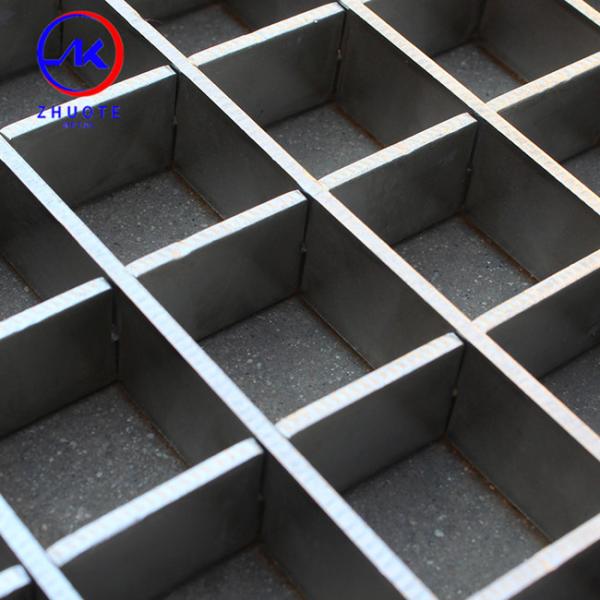 Фабричная цена Строительный материал Горяче оцинкованные стальные решетки