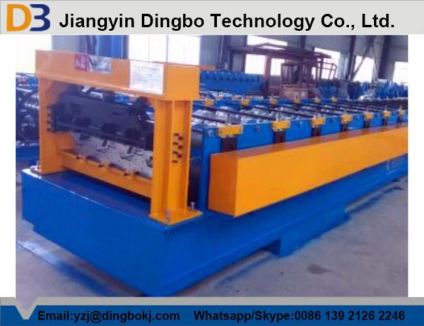 Easy Operation Customized Sheet Metal Decking Roll Forming Machine Controled by PLC System