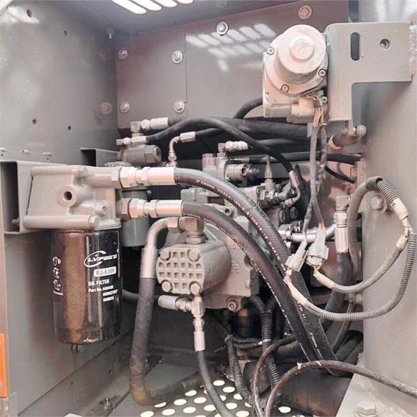 2001-4000 Horas de trabajo Hitachi ZX130-6 Excavadora de ruedas cilindro hidráulico original
