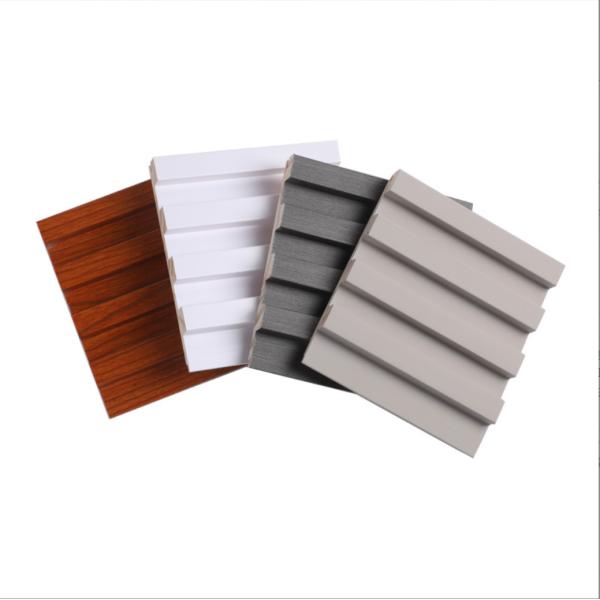 Panel de pared de madera aislada en 3D de WPC Superficie cepillada para decoración interior interior