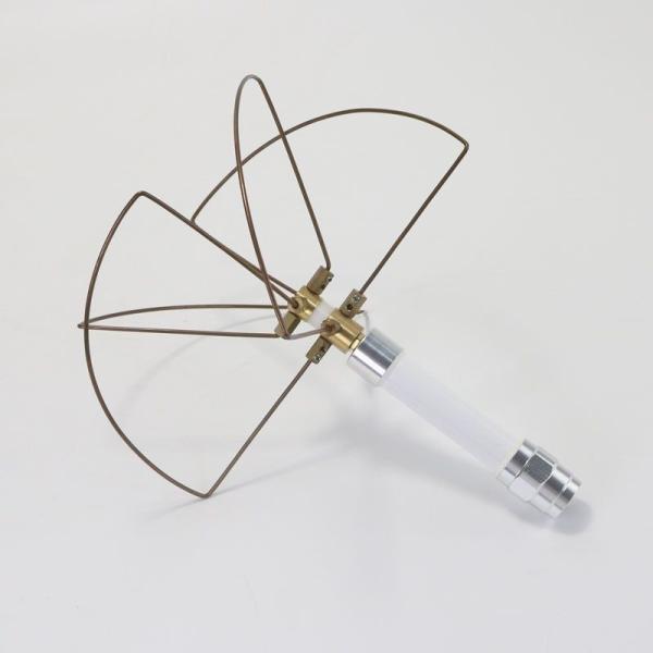 Antenne en fibre de verre à quatre feuilles de trèfle pour anti-UAV