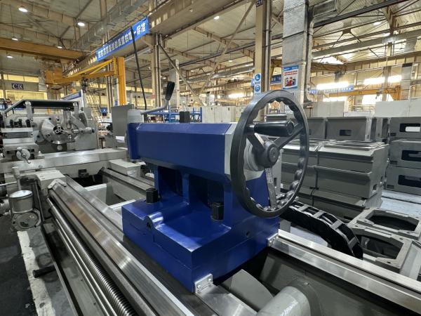 Universal Lathe CW6180B High Rigidity 600mm Bed Width Heavy Duty Engine Lathe Turning Machine