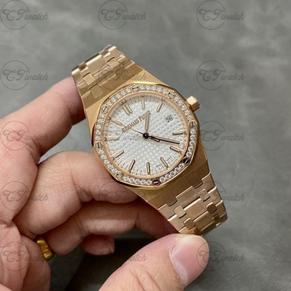 Audemars Piguet Royal Oak 42mm Automatic Watch 48-72h Power Reserve
