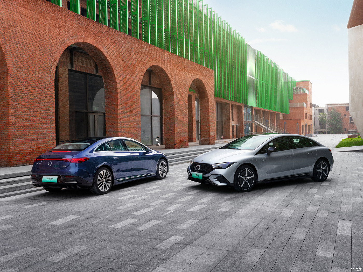 4MATIC Mercedes EQE 350 внедорожник Pioneer Electric Vehicle 2024