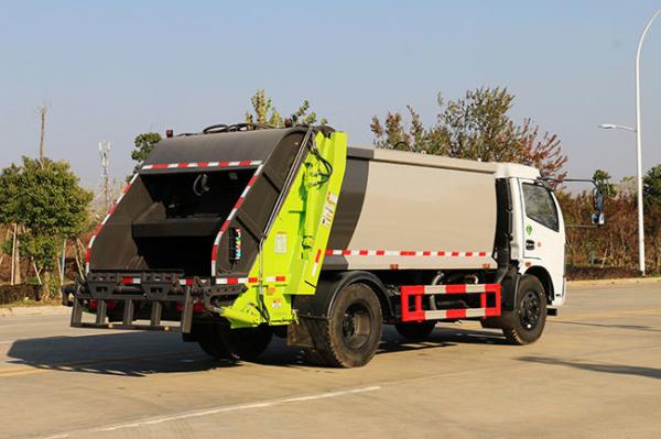 Famous Brand Garbage Collection Disposal Vehicle Dongfeng Howo Garbage Truck Compactor