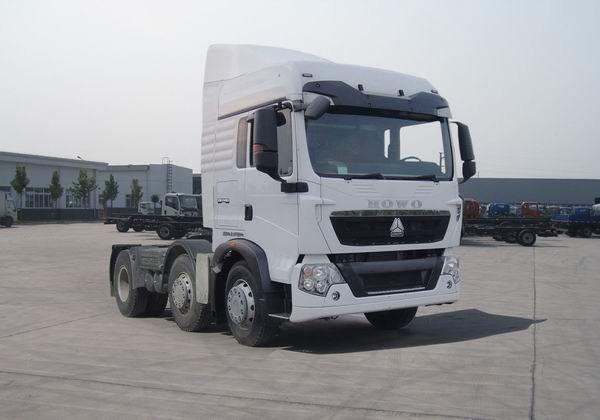 SINOTRUK HOWO 4 x 2 Right Hand Driving Prime Mover Tractor Trailer Truck Towing Head 371HP,420HP