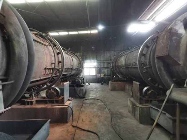 Machine de fabrication de charbon actif de capacité personnalisée