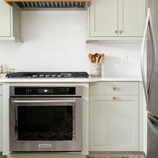 Small Space Light Gray Lacquer Kitchen Cabinet Minimalist Kitchenette With Sink