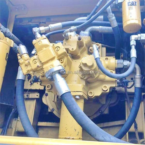 Excavateur d'occasion CAT336D2 avec une capacité de seau de 1,8 m3 et une conception en acier doux en 2019