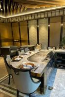 El óvalo superior del agotamiento del humo de 10 asientos forma la calefacción eléctrica de Teppanyaki de la tabla japonesa de la parrilla
