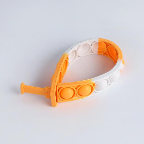 Silicone Rubber Bubble Stress Relieving Toy Rainbow Rubber Customized Popular Bracelet