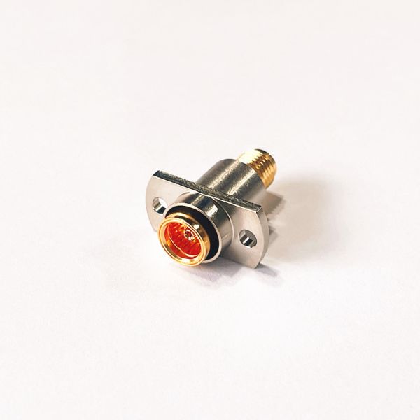 Brass Radio Frequency Adapters DC-18GHz BMA To SMA Adapter 50 Ohm BMA/SMA-KFK3