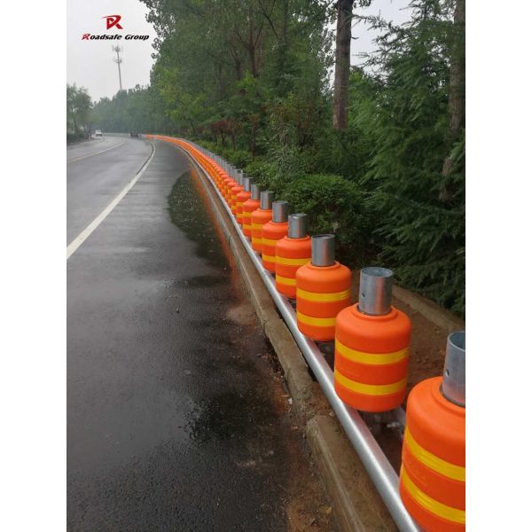 2026 Highway Safety Reflective Roller Barrier Traffic Guardrail with D350*H500mm and D350*H245mm Sizes