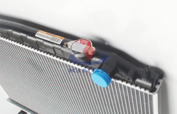 Nissan Radiator HARDBODY ' 98 - 00 D22  OEM 21410-2S400  PA16 / 26 MT