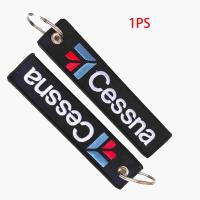 Logo personnalisé Design porte-clés cadeaux artisanaux Tissus porte-clés étiquette porte-clés brodée